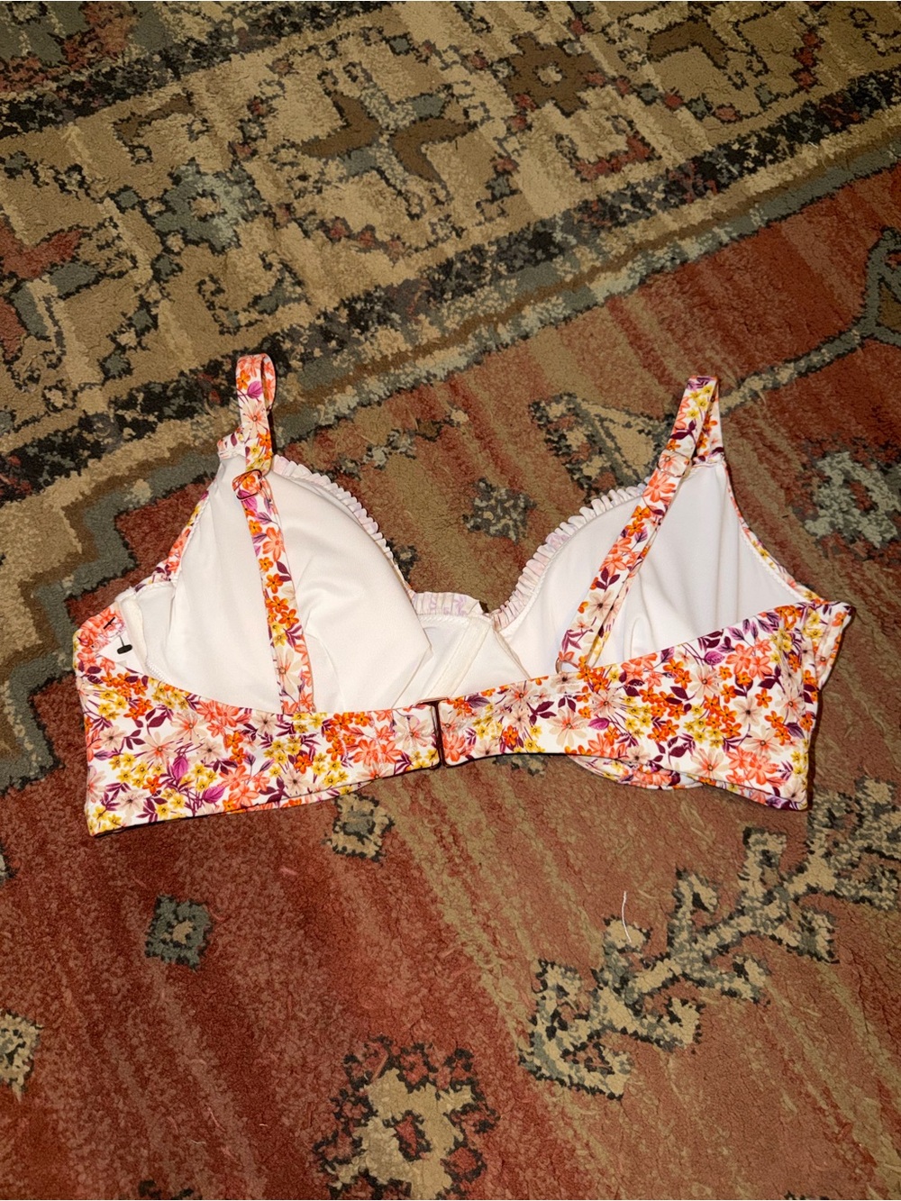Target bathing suit top - Picture 2 of 3
